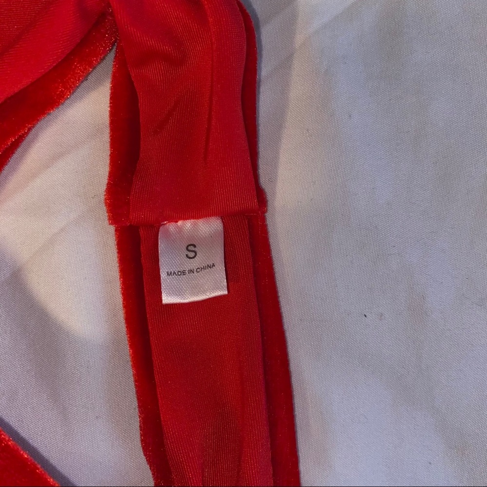 Red bikini set - Picture 2 of 2